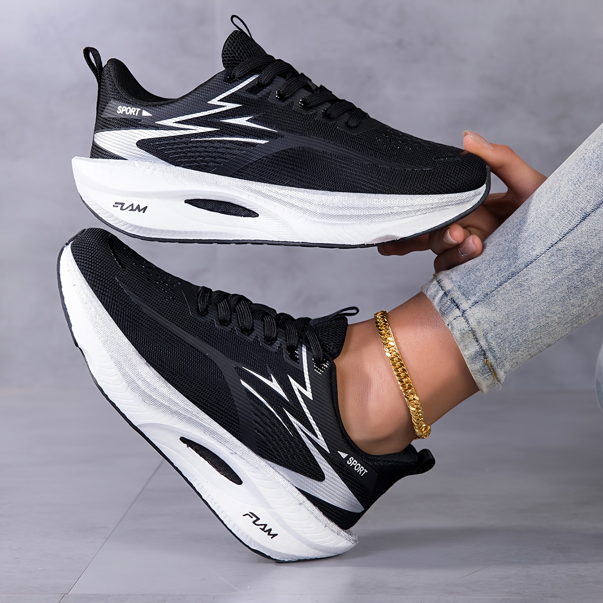 Women Sneakers Shoes Breathabl - Running Gear Shoes ulasan dan harga